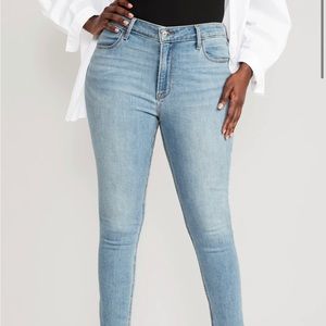Old Navy Built in Sculpt Skinny Jeans